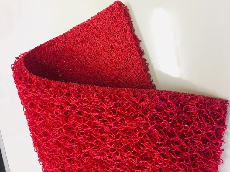 Kıvırcık Plastik Halı